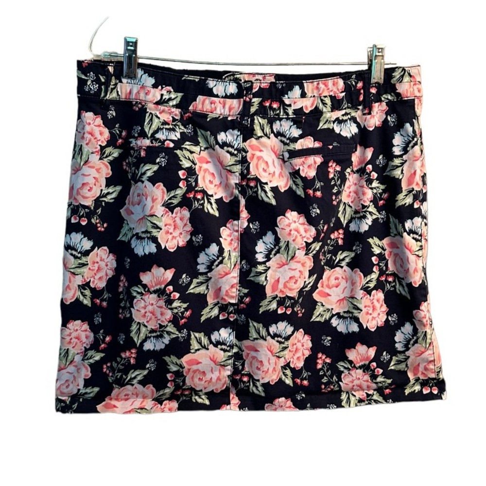 Charter Club Skort. Size 16. - Picture 2 of 7